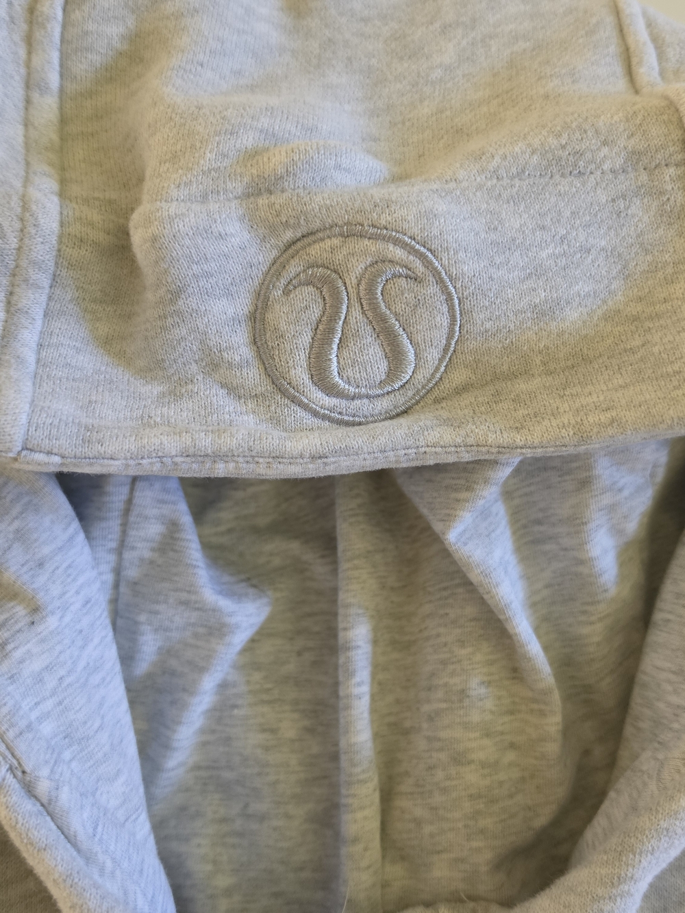 Lululemon Scuba Full-Zip Cropped Hoodie - Picture 5 of 16